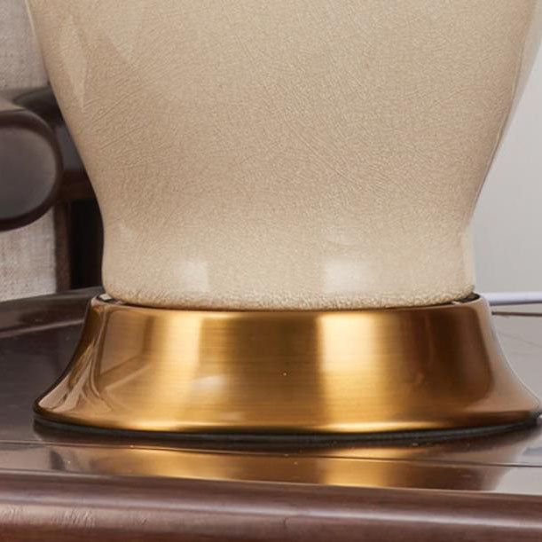 Traditionelle chinesische Stoff-Tischlampe mit rundem Lampenschirm und Keramikvase, Basis mit 1 Licht fürs Arbeitszimmer 