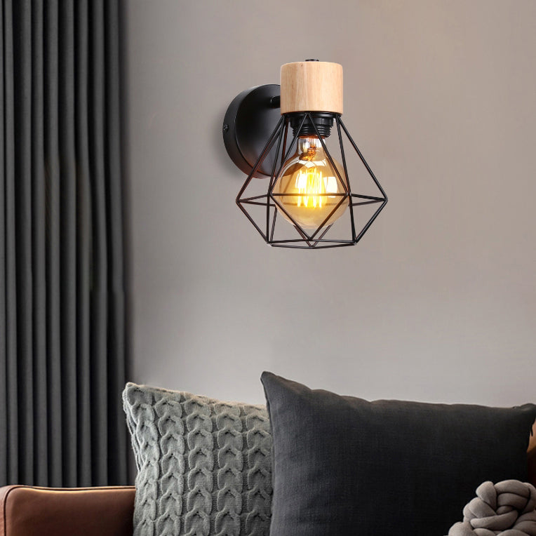 Zeitgenössische Luxus Eisen Holz Polygon Diamant 1-Licht Wandleuchte Lampe für Schlafzimmer 