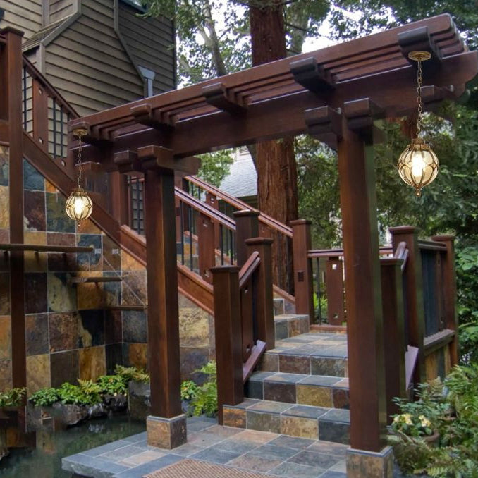 Lámpara colgante de 1 luz con bola de vidrio de hierro de aluminio impermeable tradicional europea para patio exterior 