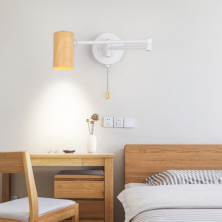 Applique murale 1 lumière en fer, plastique et grain de bois scandinave contemporain pour chambre à coucher 