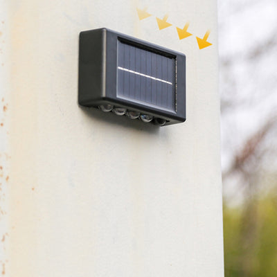مصباح حائط LED مستطيل مقاوم للماء من ABS PVC بتصميم بسيط عصري للطاقة الشمسية للفناء الخارجي 