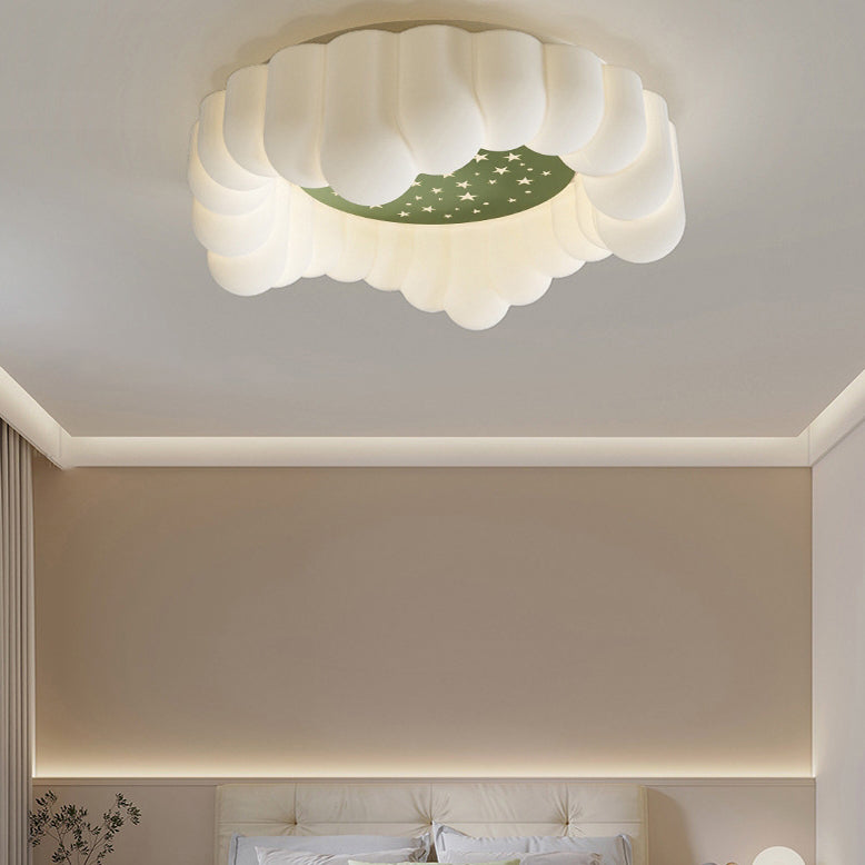 Zeitgenössische nordische Wolken-Stern-runde Eisen-ABS LED-Unterputz-Deckenleuchte für Schlafzimmer 