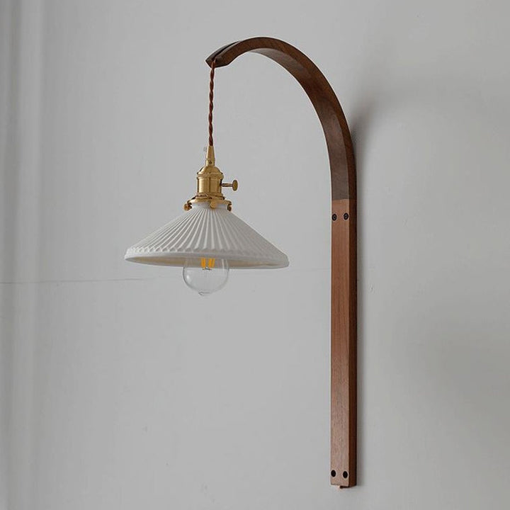 Applique murale 1 lumière avec abat-jour rond en céramique japonaise traditionnelle et poteau courbé en bois pour salon 