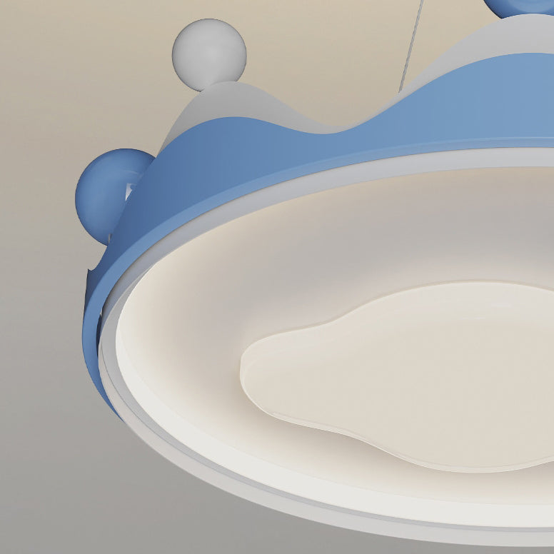 Zeitgenössische kreative Kinder Krone Eisen Kunststoff LED Semi-Flush Mount Deckenleuchte für Schlafzimmer 