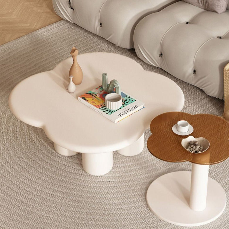 Zeitgenössischer nordischer Freiform-Glas-Eisentisch für das Wohnzimmer 