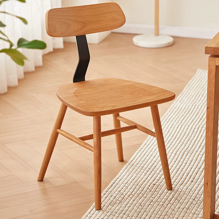 Chaise de salle à manger contemporaine en bois de cerisier nordique avec dossier en fer incurvé pour salle à manger 