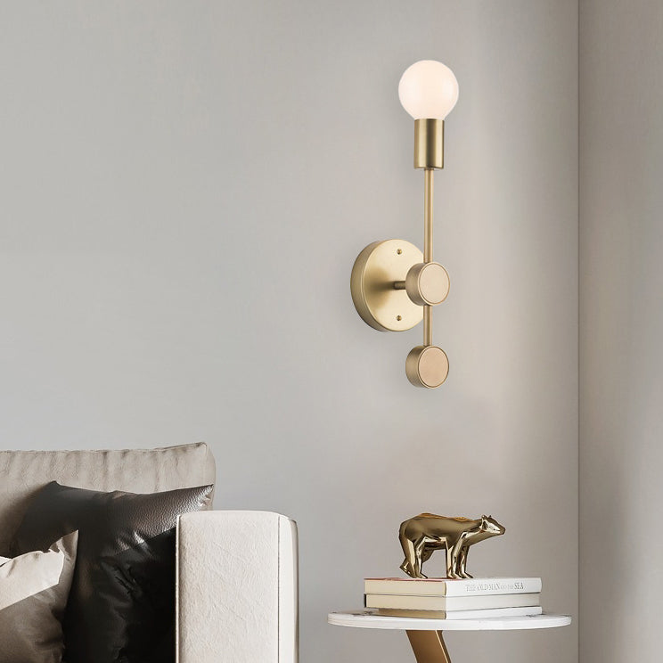 Moderne minimalistische 1-flammige Wandleuchte aus Aluminium mit Glaskugel für das Wohnzimmer 