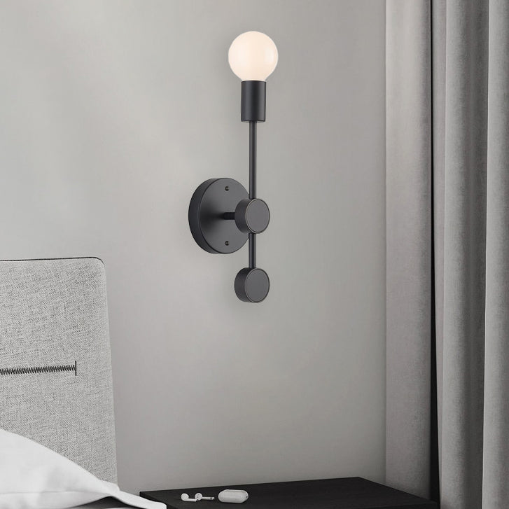 Moderne minimalistische 1-flammige Wandleuchte aus Aluminium mit Glaskugel für das Wohnzimmer 