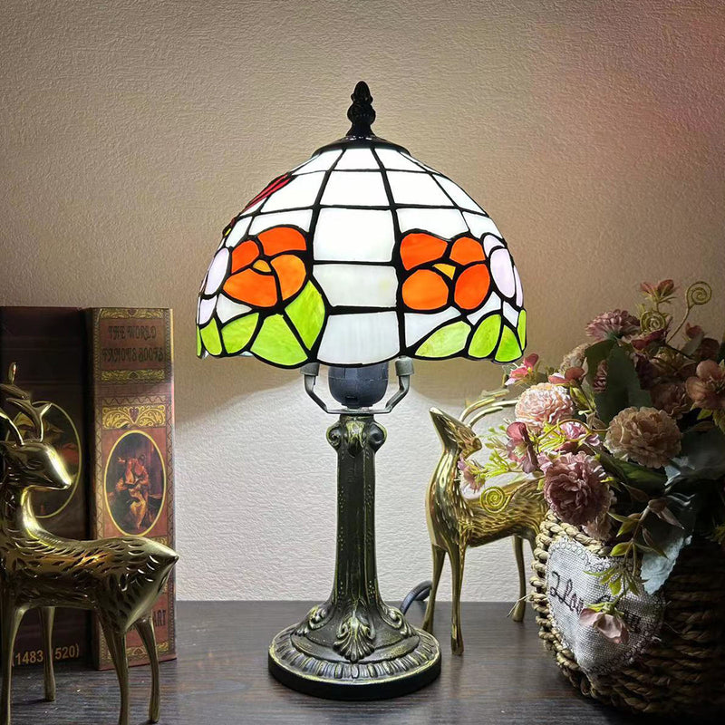Traditionelle Tiffany Legierung Glas Dome Blume 1-Licht Tischlampe für Nachttisch 