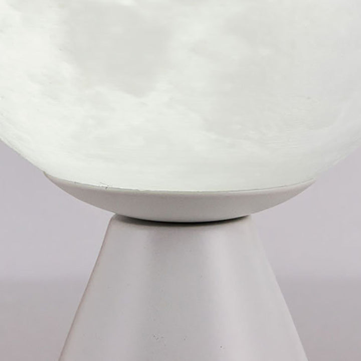 Lampe de table rechargeable LED à boule conique en fer nordique contemporain PIA pour chevet 