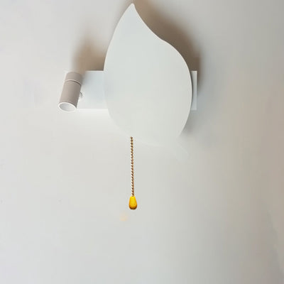 Moderne minimalistische runde Blatt Eisen Aluminium Acryl LED Wandleuchte Lampe für Wohnzimmer 