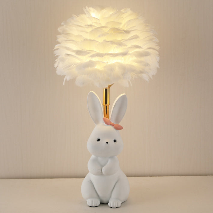 Lampe de table à 1 lumière en verre avec orbe en métal et plumes de lapin Art Déco moderne pour chambre à coucher 