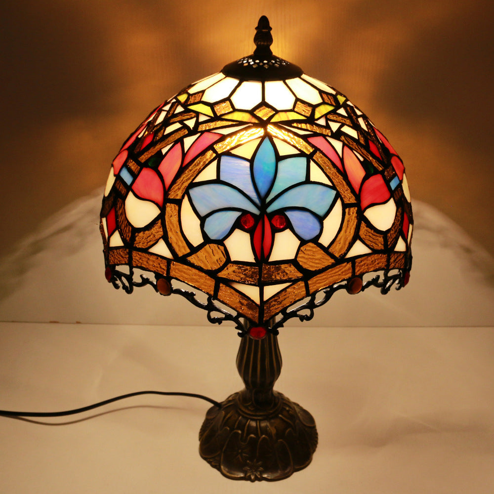 Abat-jour en dôme en verre teinté Tiffany traditionnel Base en alliage de lotus Lampe de table à 1 lumière pour chambre 