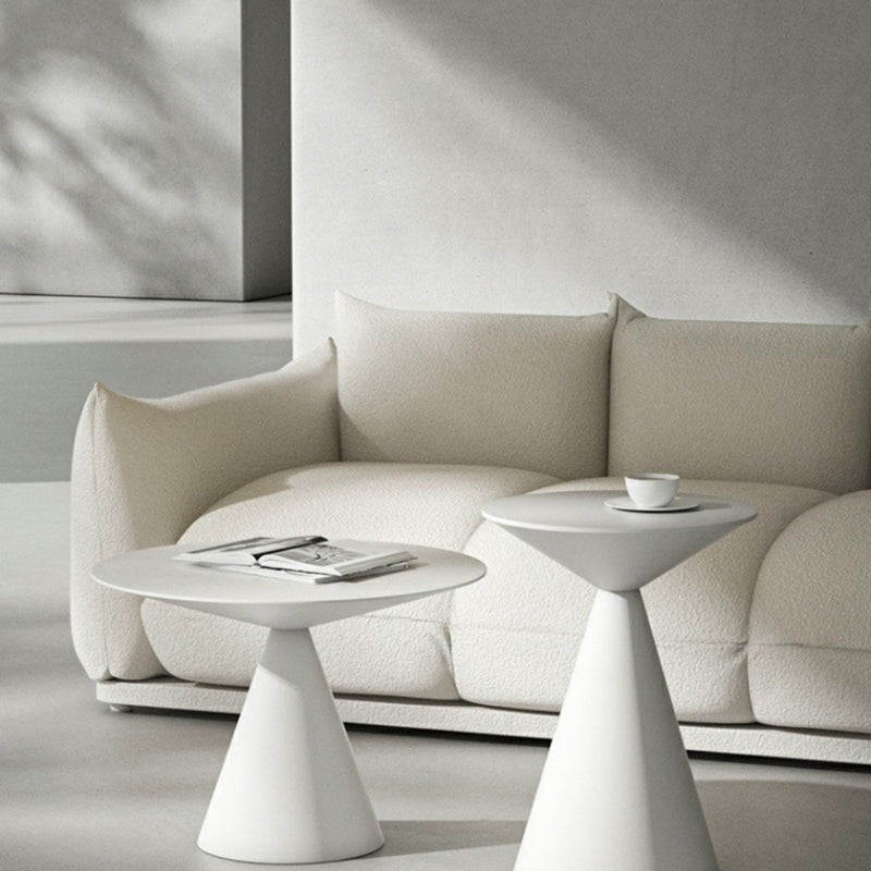 Moderner minimalistischer runder Kegel-Aluminium-Metall-Beistelltisch 1-stufig für das Wohnzimmer 