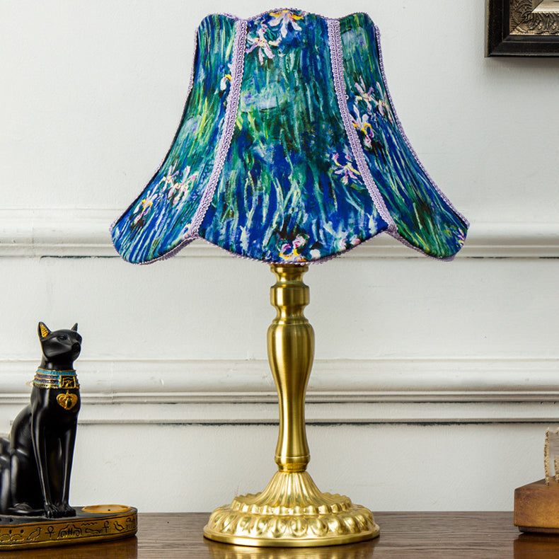 Lampe de table à 1 lumière traditionnelle en métal européen avec motif floral peint et franges pour chambre 