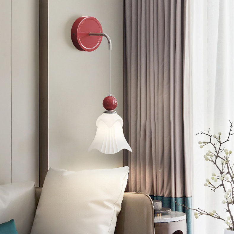 Traditional French Flower Round Ball Iron Glass 1-Light Wall Sconce Lamp For Bedroom