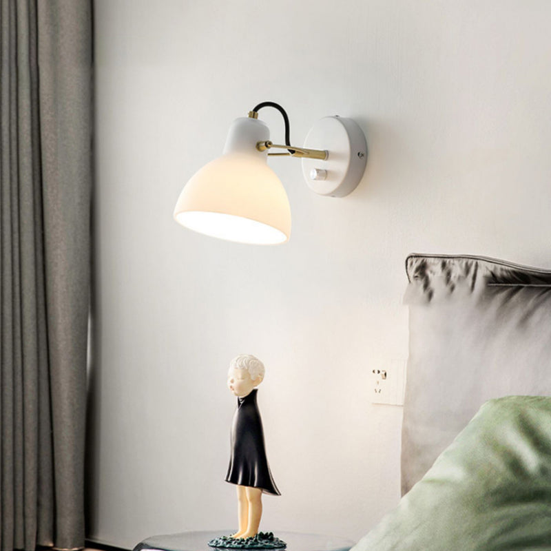 Lámpara de Aplique de Pared de 1 Luz Hemisferoide de Vidrio de Hierro de Simplicidad Moderna para Cabecera 