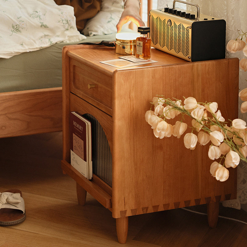 Table de nuit cube en bois massif rétro contemporain avec 1 tiroir pour chambre à coucher 