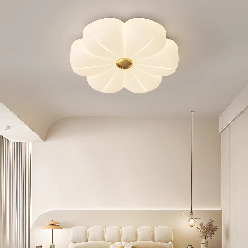 Moderne unbedeutende cremefarbene Deckenleuchte aus Blütenblatt-Eisen PET LED für Schlafzimmer 