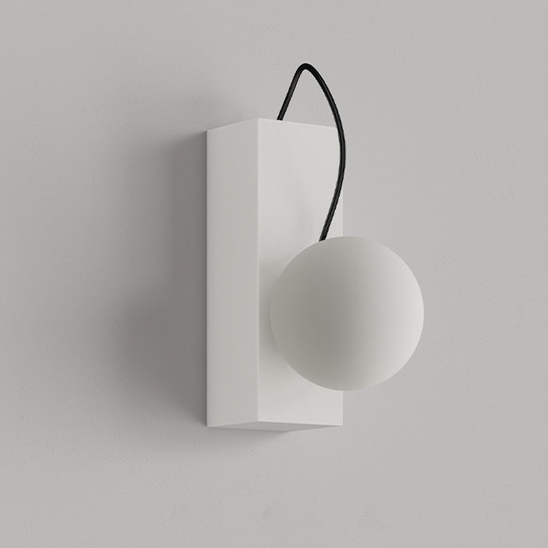 Applique murale contemporaine nordique en fer crème cuboïde déplaçable avec abat-jour sphérique magnétique 1 lumière pour chambre 