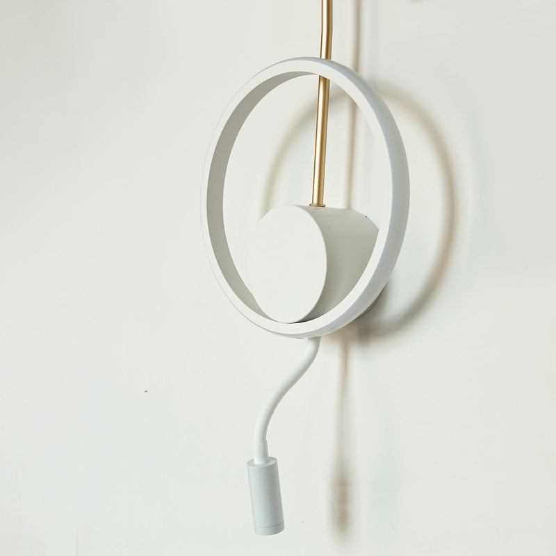 Moderne minimalistische runde Blatt Eisen Aluminium Acryl LED Wandleuchte Lampe für Wohnzimmer 
