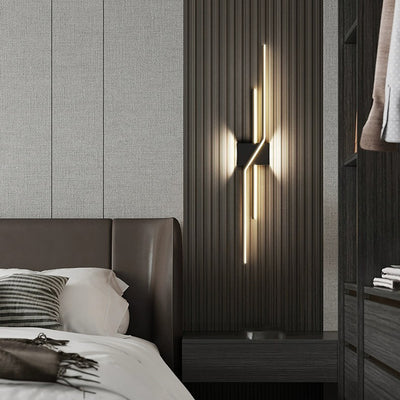 مصباح حائط LED بخط مستقيم طويل هندسي من الألومنيوم بأسلوب حديث وبسيط لغرفة المعيشة 