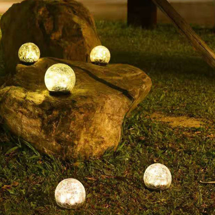 Éclairage paysager LED à énergie solaire étanche moderne Art Déco avec boule en verre et fil de cuivre en plastique pour jardin 