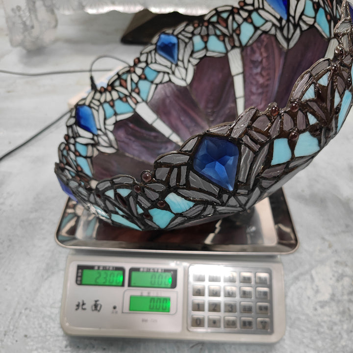 Lampe de table à 2 lumières avec base de femme jolie en forme de vache en diamant de raisin en dôme de verre en résine Tiffany traditionnel pour chevet 