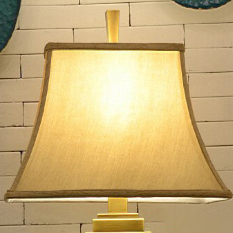 Traditionelle Vintage-Tischlampe aus einfarbigem, vasenartigem Keramikgewebe mit 1 Licht für Schlafzimmer 