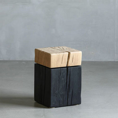 Table d'appoint en bois massif au design cuboïde japonais contemporain pour salon 