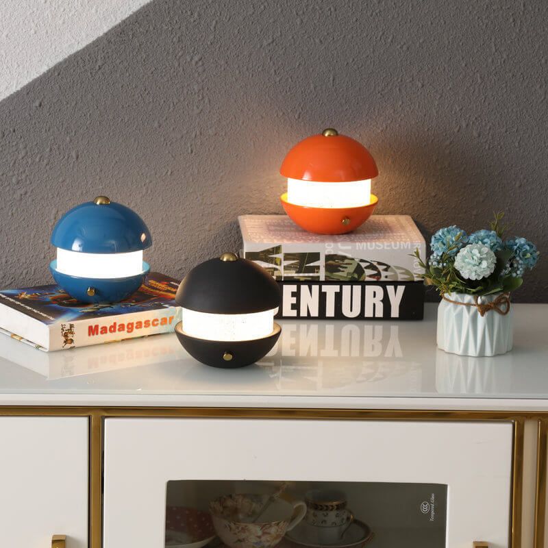 Moderne kreative einfache runde LED-Tischlampe aus Metall 