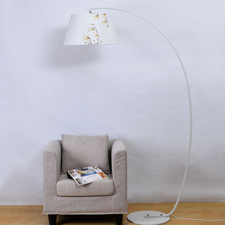 Lámpara de pie moderna de lujo ligero de hierro forjado con cilindro curvado de 1 luz 