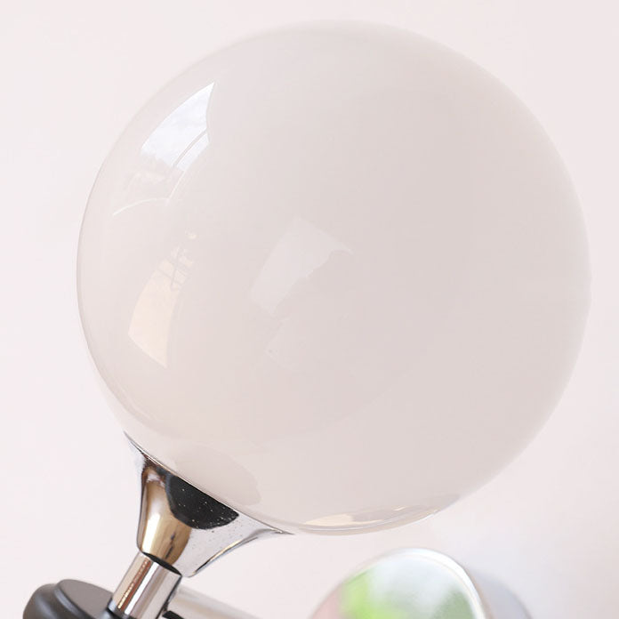 Zeitgenössische Einfachheit Magic Bean Eisen Silber Finish Rahmen 1-Licht Wandleuchte für Wohnzimmer 