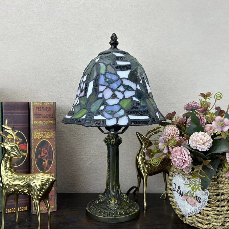 Traditionelle Tiffany Legierung Glas Dome Blume 1-Licht Tischlampe für Nachttisch 