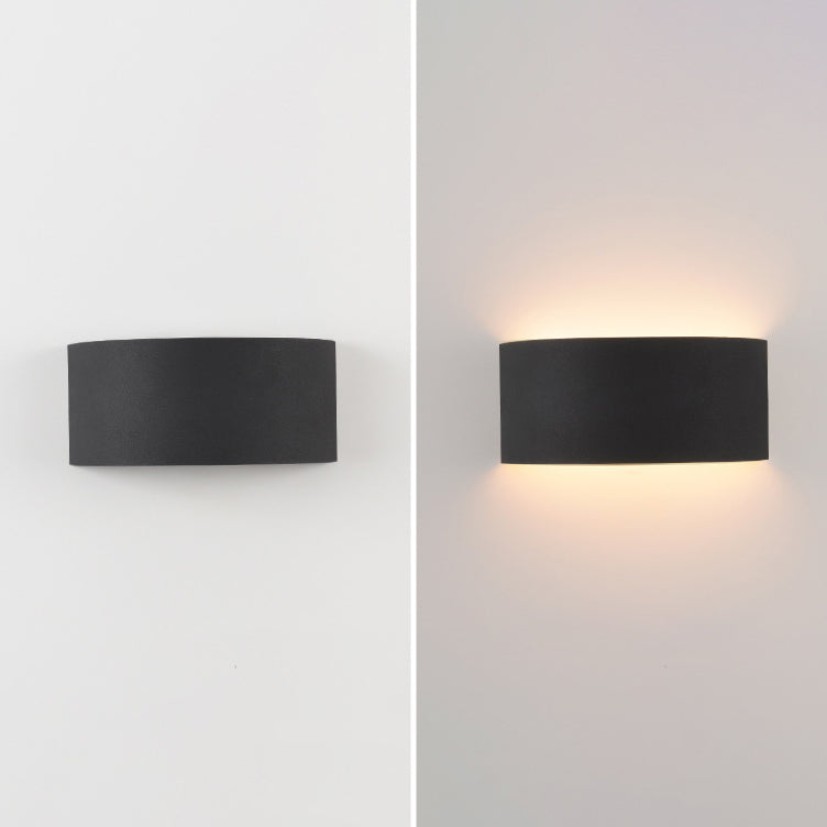 Moderne minimalistische halbrunde LED-Wandleuchte aus Eisen für Wohnzimmer 
