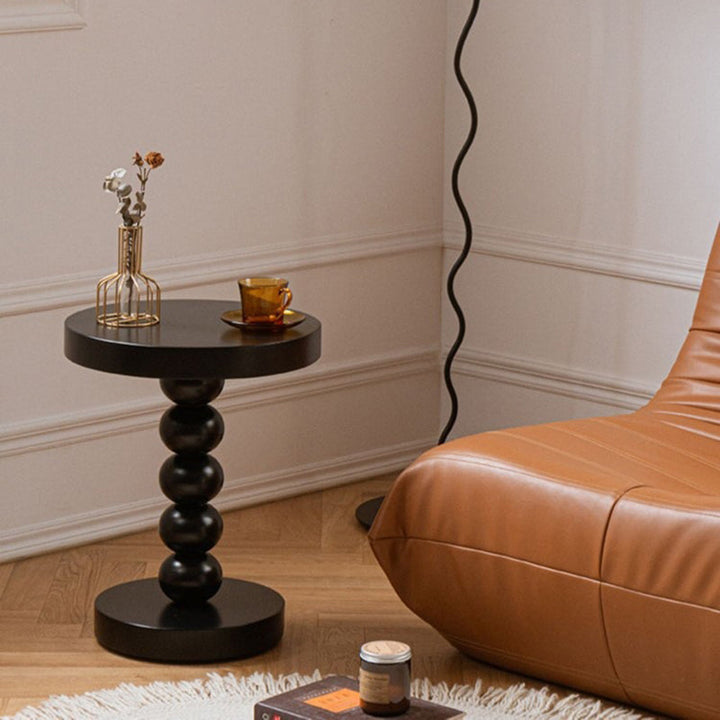 Table basse ronde vintage traditionnelle en bois perlé pour salon 