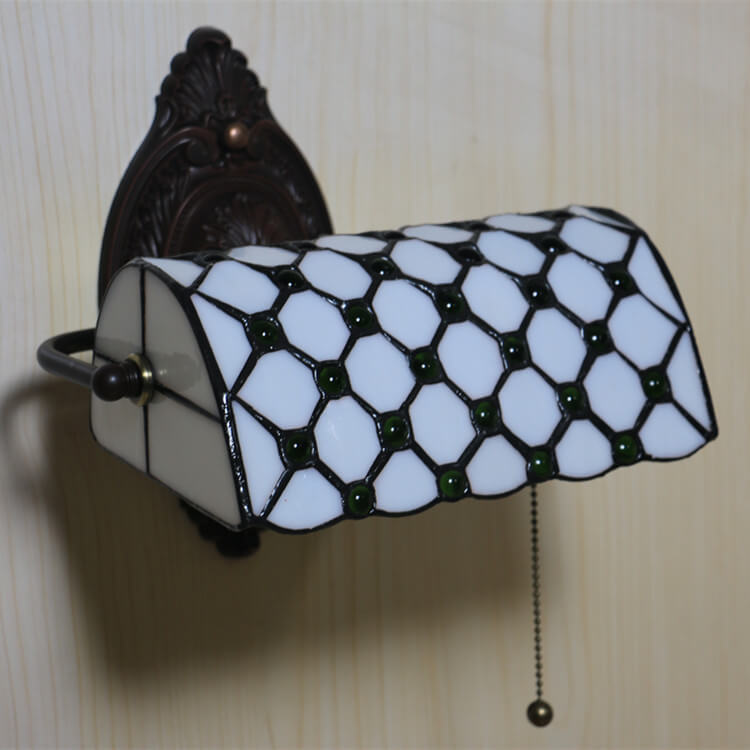 Traditional Tiffany Lucite Beads Stained Glass 1-Light Wall Sconce Lamp For Bedroom