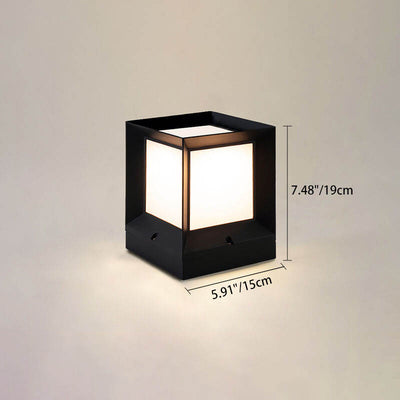 Simple Square LED Solar Outdoor Waterproof Lawn Fence Lamp