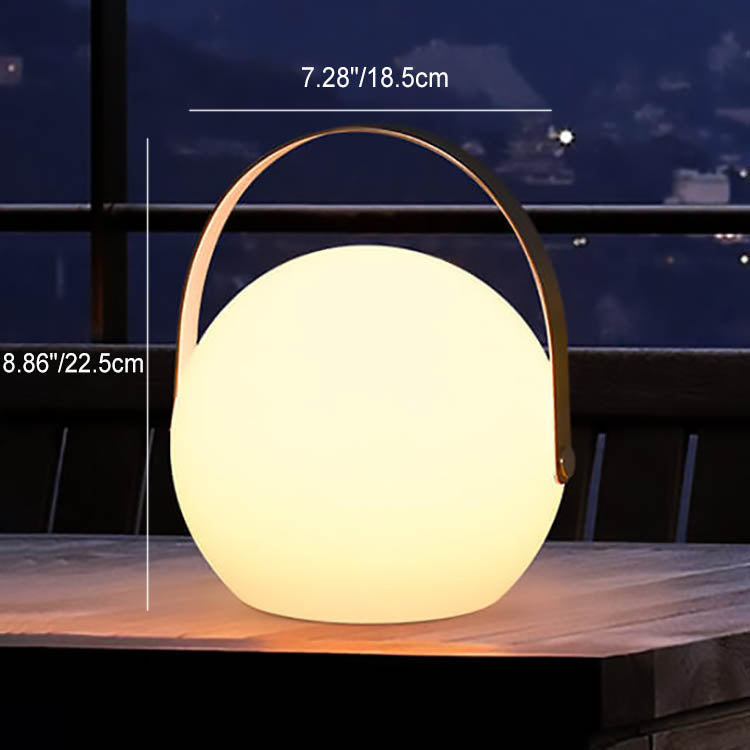 Moderne schlichte LED-Tischlampe aus PE-Kunststoff in runder oder quadratischer Form für die Outdoor-Terrasse 