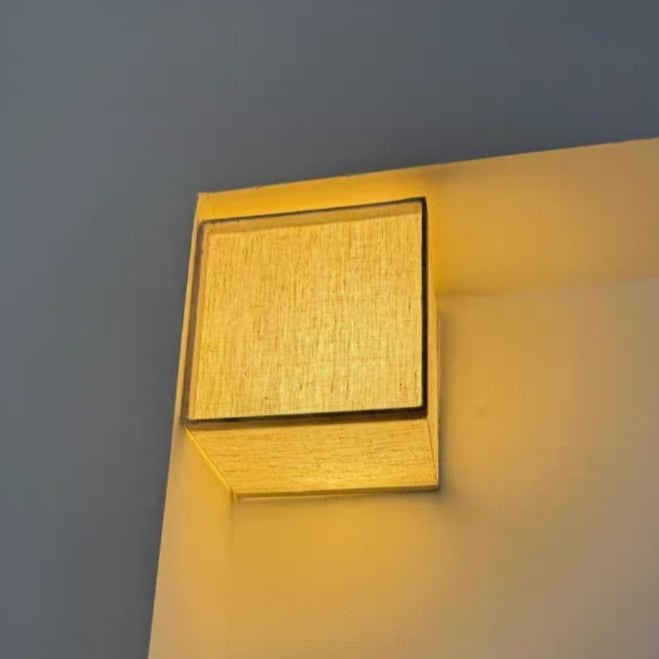 Traditional Japanese Square Fabric Shade LED Wall Sconce Lamp For Living Room