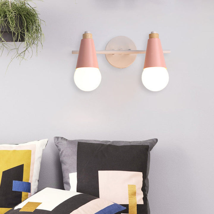 Lampe murale moderne en bois, fer et corne, cône 1/2/3 lumières pour chevet 