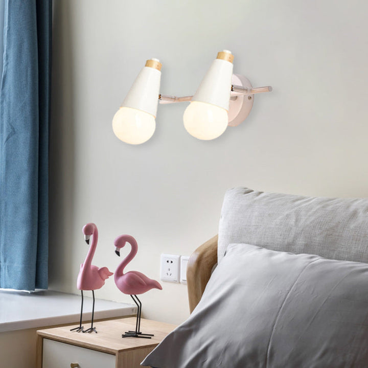 Lampe murale moderne en bois, fer et corne, cône 1/2/3 lumières pour chevet 