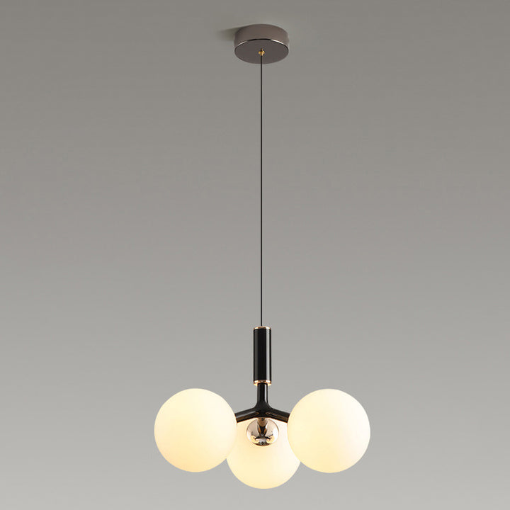 Zeitgenössischer nordischer Aluminium-Eisen-Glaskugel-Kronleuchter mit 3 Lichtern für Esszimmer 