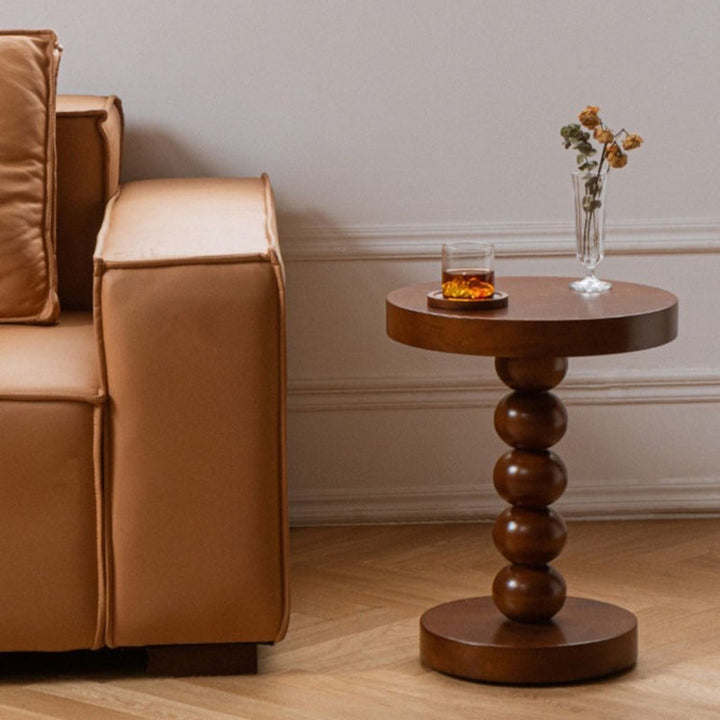 Table basse ronde vintage traditionnelle en bois perlé pour salon 