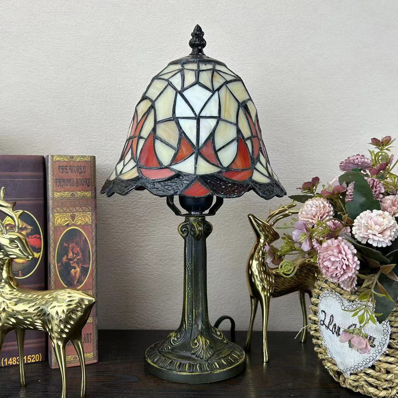 Traditionelle Tiffany Legierung Glas Dome Blume 1-Licht Tischlampe für Nachttisch 
