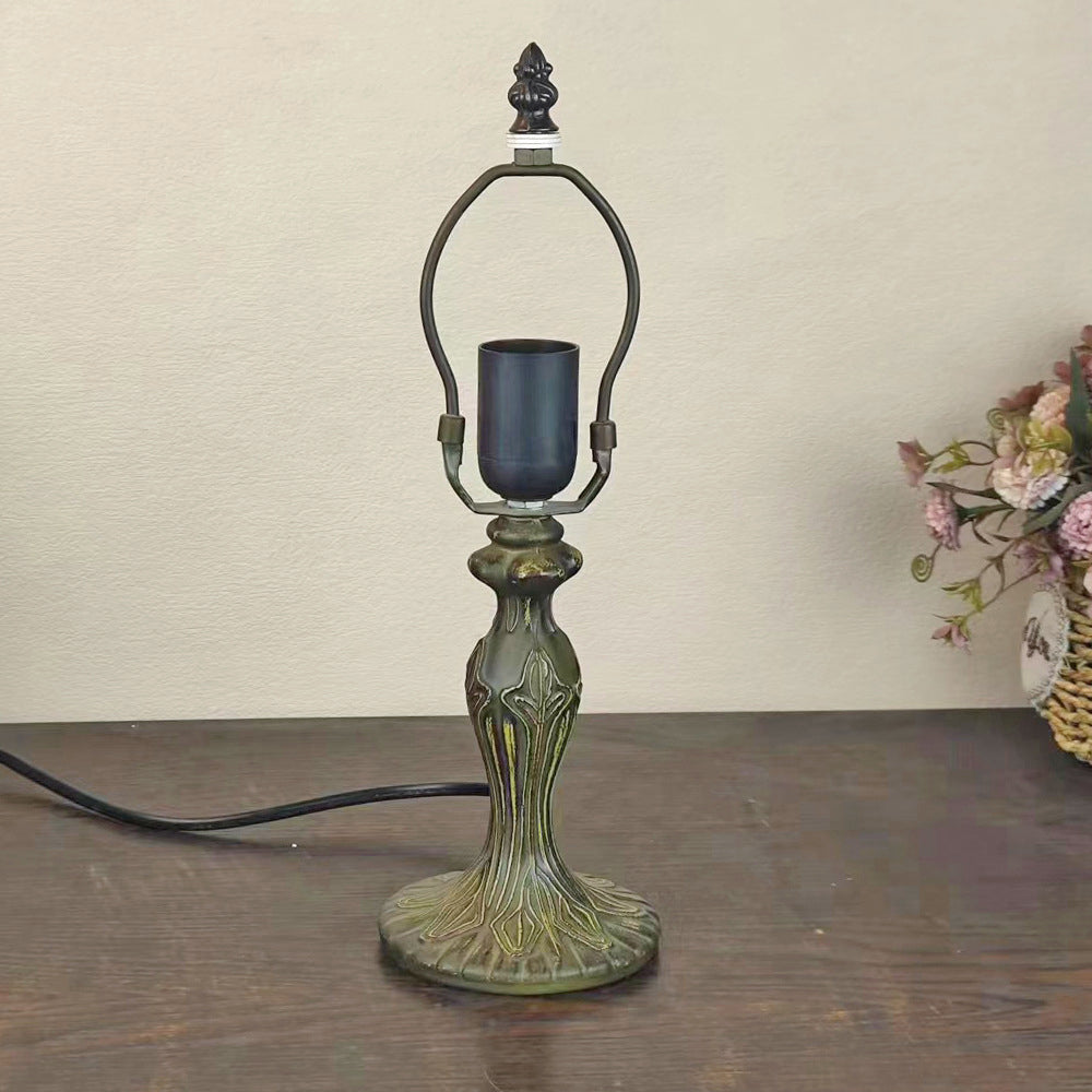 Lampe de table à 1 lumière en verre teinté en zinc à motif de fleurs traditionnelles Tiffany Dome pour chambre 