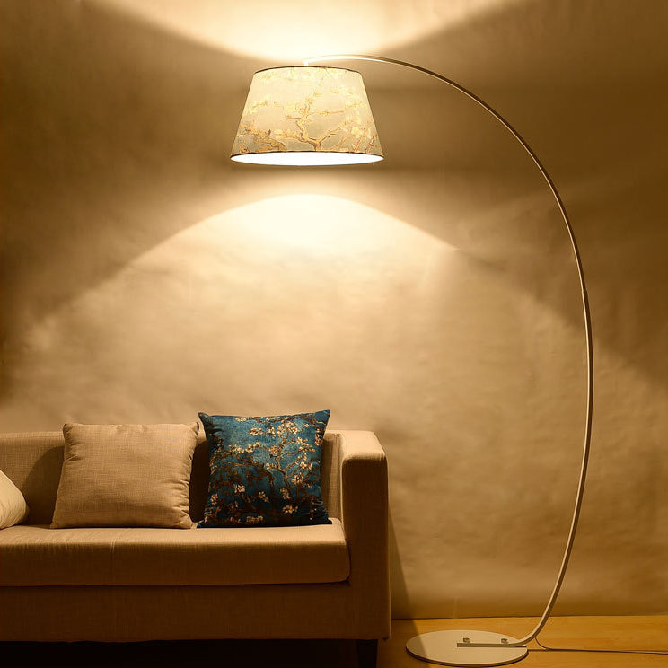 Lámpara de pie moderna de lujo ligero de hierro forjado con cilindro curvado de 1 luz 