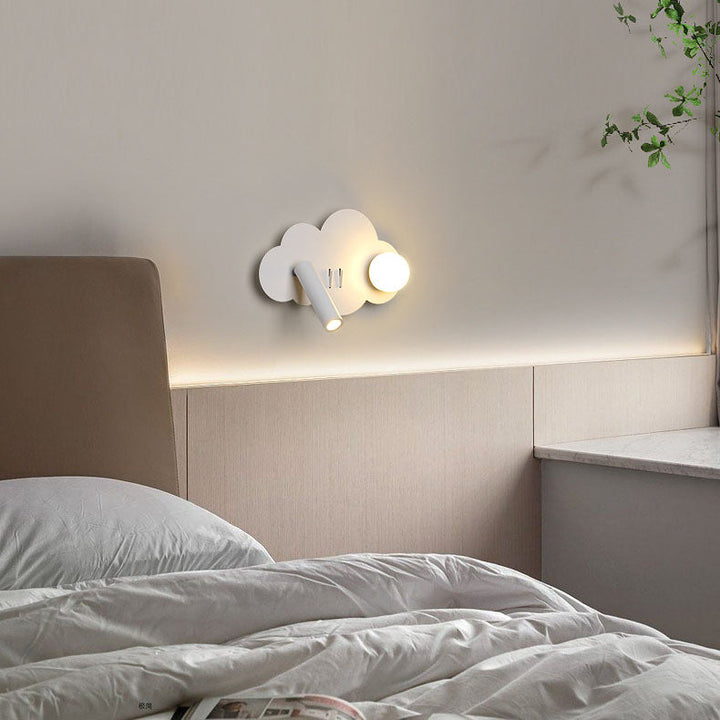 Lámpara de Aplique de Pared con Foco Giratorio LED de Forma de Nube de Acrílico y Aluminio de Simplicidad Contemporánea para Dormitorio 