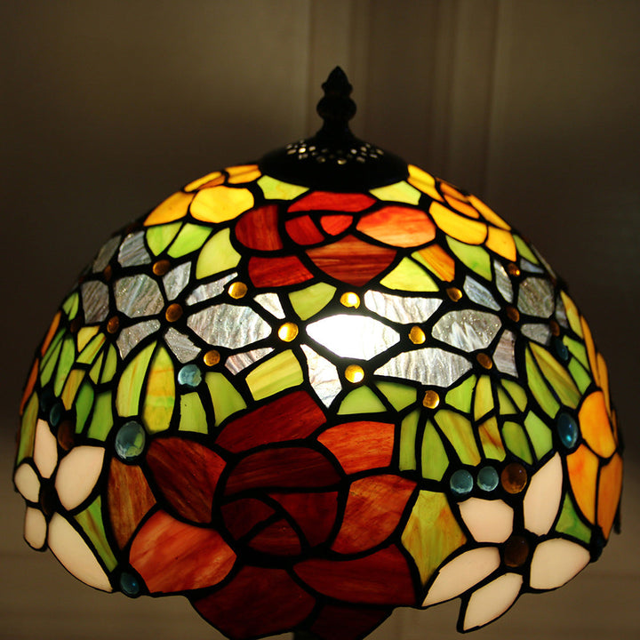 Abat-jour en dôme en verre teinté Tiffany traditionnel Base en alliage de lotus Lampe de table à 1 lumière pour chambre 