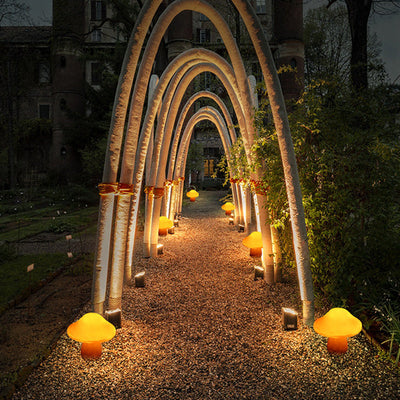 Luz LED de paisaje al aire libre con forma de hongo de resina solar impermeable de estilo Art Deco moderno para jardín 
